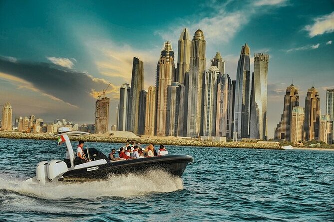 1-Hour Dubai Tour by Black Boat - Atlantis, The Palm from the outside: the finale shot you will remember