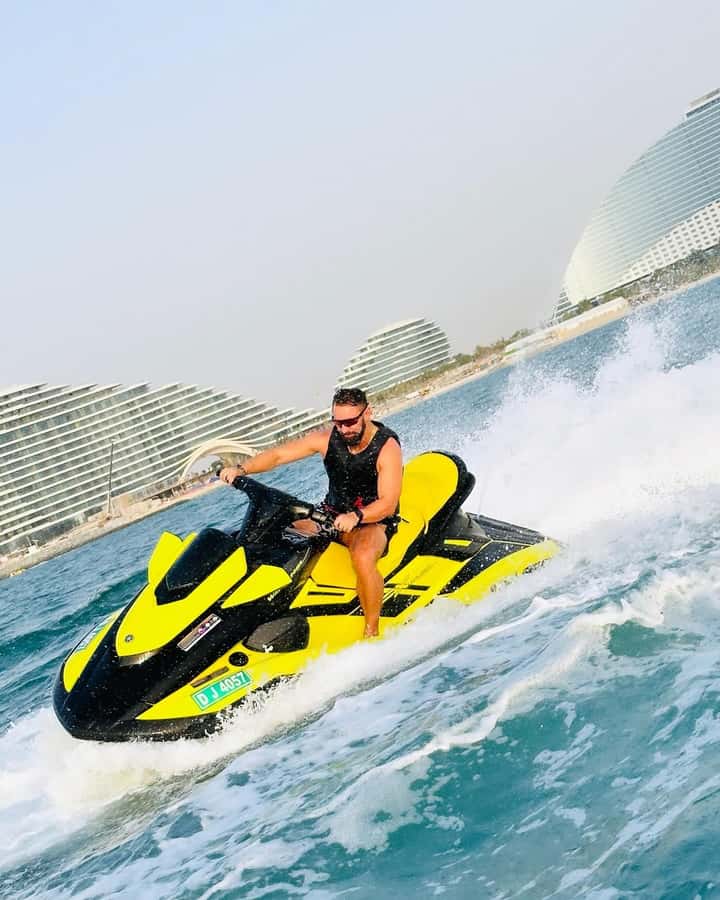 1-Hour Royal Atlantis Jet Ski Tour - Jumeirah Beach Residence: The Ride Starts With Luxury On Your Left