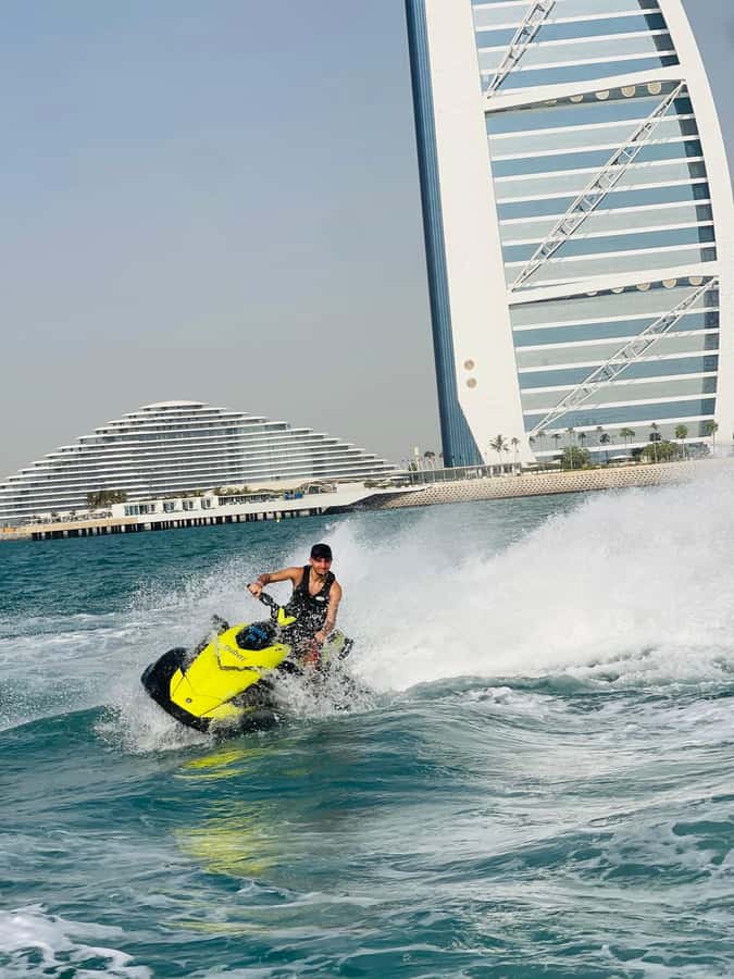 1-Hour Royal Atlantis Jet Ski Tour - Burj Al Arab From the Water: The World-Famous Silhouette, Reframed