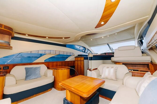 2 hour Private Yacht Tour with Dubai Marina Skyline View - Atlantis at Palm Jumeirah: the iconic backdrop, timed for your best shot