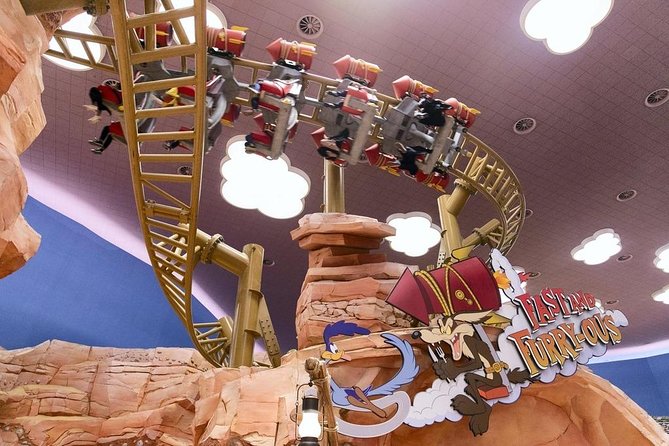 2 Parks in Yas Island Abu Dhabi - Ferrari World Abu Dhabi: Formula Rossa and the Mostly-Indoors Advantage