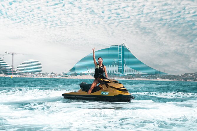 24 Karat Gold Jet Ski Adventure with Burj Khalifa View - Should you book the 24 karat Gold Jet Ski with Burj Khalifa View?