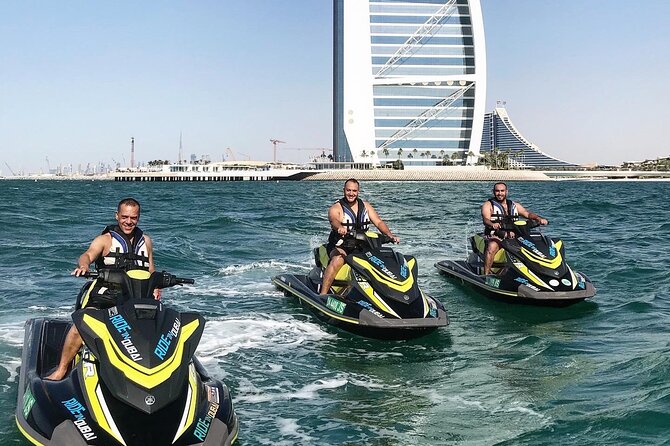 30mins Burj Al Arab Jetski Tour - The guide experience: pacing, help, and souvenir photos and videos