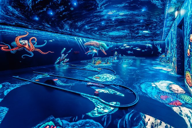 3d Blacklight Minigolf - Jbr / Marina Dubai - A cool indoor activity in Dubai Marina, built for fun not fuss