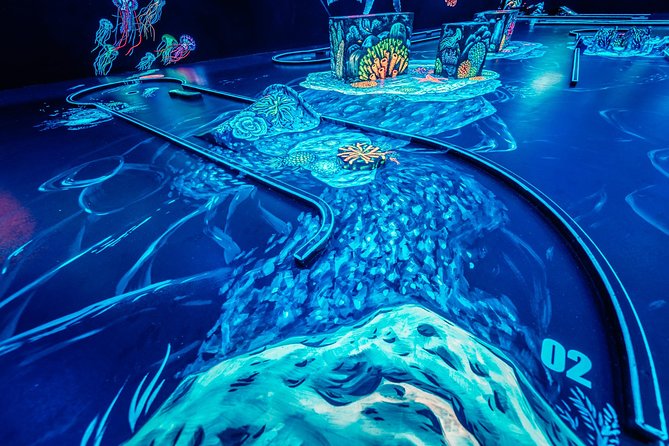 3d Blacklight Minigolf - Jbr / Marina Dubai - Who should book this in Dubai Marina, JBR, and who might skip it