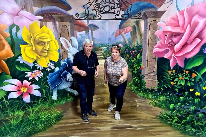 3D World Selfie Museum Dubai - The nine trick art zones, and how the photos actually work