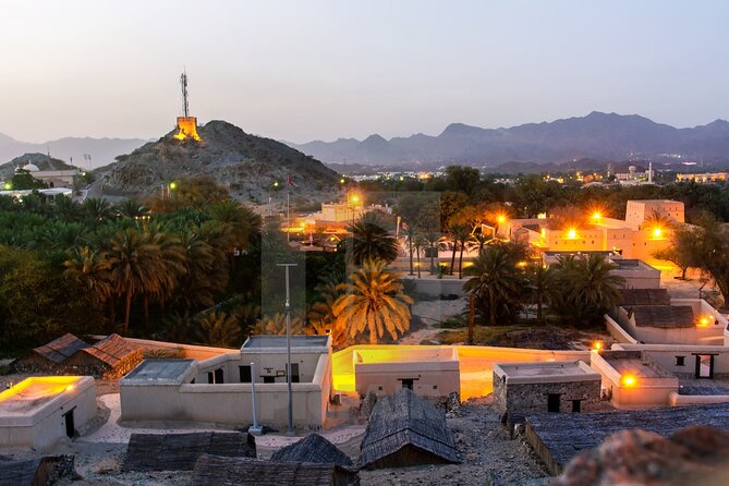 6 Emirates Tour from Dubai - Fujairah Museum, Kashmir Art Gallery, and Masafi Market Time