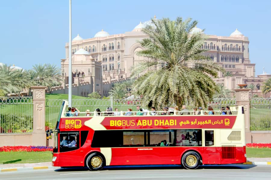 Abu Dhabi: Big Bus Hop-On Hop-Off Sightseeing Tour - Quick hits before you ride