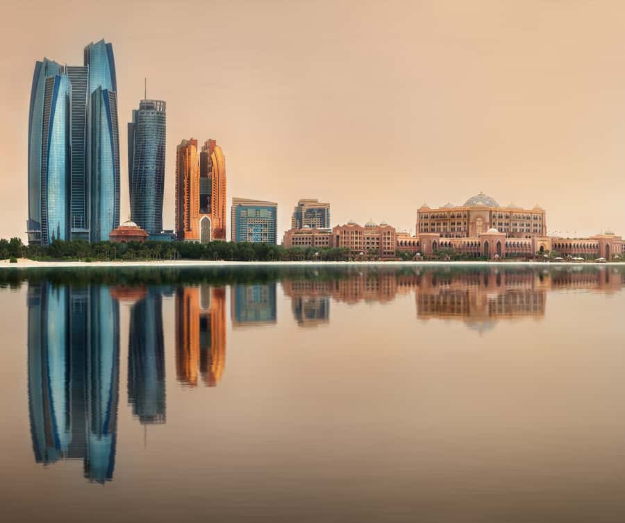 Abu Dhabi City Essentials: Half-Day Tour - Corniche and Saadiyat Island stops: Yas Mall, Marjan Gallery, and Emirates Palace views