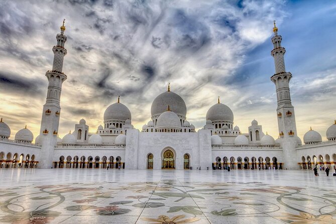 Abu Dhabi City, Sheikh Zayed Mosque & Ferrari World Tour with Transfers - Ferrari World on Yas Island: using your four hours well