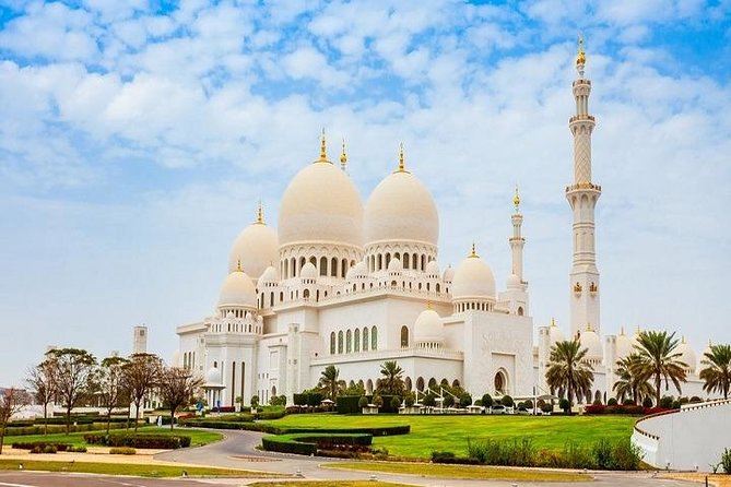Abu Dhabi City Sightseeing Tour From Dubai - Marina Mall Lunch and Shopping Time: The Break That Saves the Day