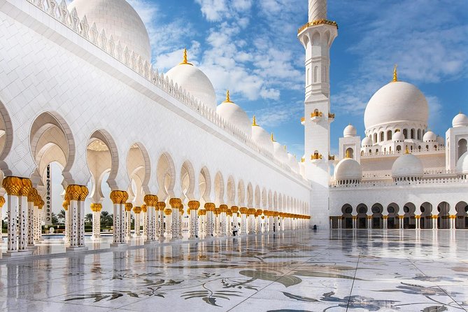 Abu Dhabi city tour & desert safari from Dubai - A 12 to 13 hour Abu Dhabi and Lahbab combo that actually fits