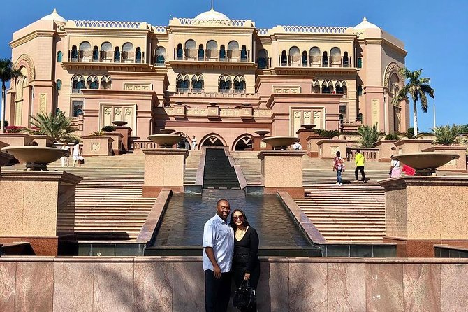Abu Dhabi City Tour Drive Through Yas Island - Heritage Village and Museum: the stop that balances the modern
