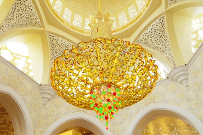 Abu Dhabi City Tour Drive Through Yas Island - Corniche, Dates Market, and the pass-by landmarks you will remember