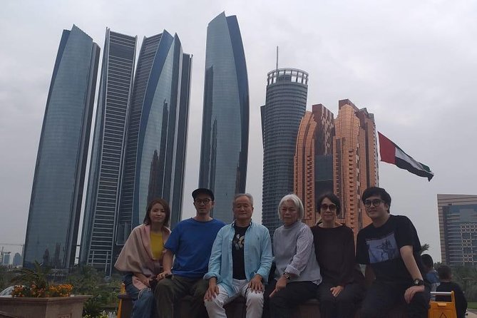 Abu Dhabi City Tour from Dubai - Full-Day Tour - Abu Dhabi Corniche: where the walk helps you breathe