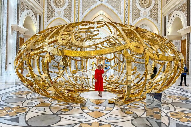 Abu Dhabi City Tour Full Day - Heritage Village and Dates Market: craft demos and cooled date shopping