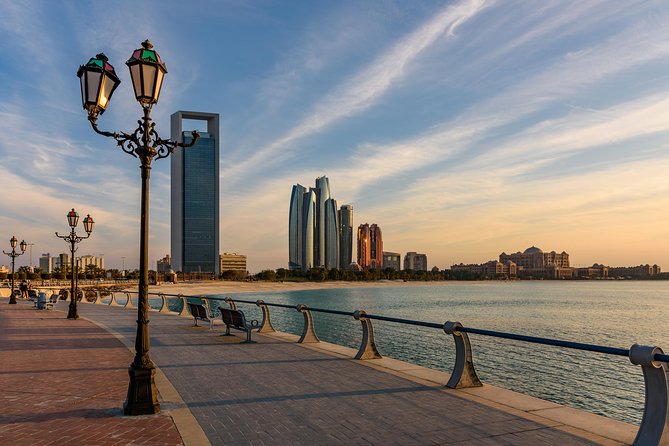Abu Dhabi City Tour in Full Day Sharing Basis from Dubai - Stop 3: Emirates Palace (1 Hour, Admission Ticket Free)