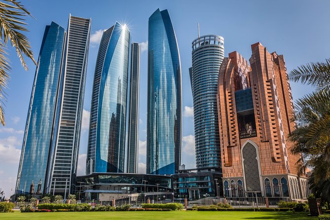 Abu Dhabi City Tour in Full Day Sharing Basis from Dubai - Stop 1: Sheikh Zayed Grand Mosque Center (1 Hour, Tickets Not Included)