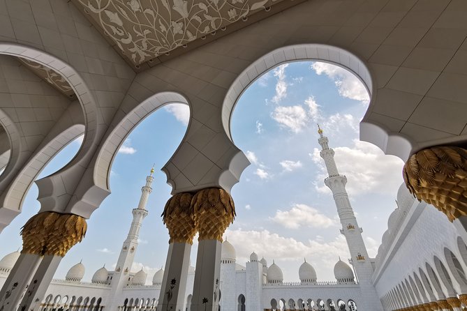 Abu Dhabi City Tour Including Ferrari World Tickets from Dubai - Pickup and timing: what 10 hours really means