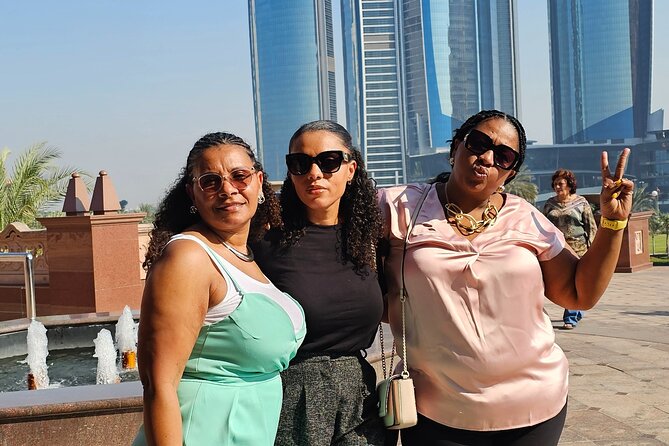 Abu Dhabi City Tour :Qasr Al Watan, Emirates Palace, Mosque - Guide quality is the real secret sauce here