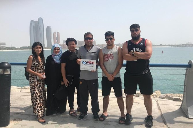 Abu Dhabi City Tour with Buffet Lunch - A Whistle-Stop Abu Dhabi Day That Starts With a Big-Scale Arrival