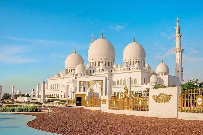 Abu Dhabi City Tour with Ferrari world & Buffet Lunch - How the 10 to 11 hour schedule really feels