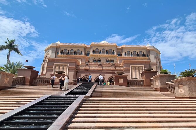 Abu Dhabi City Tour with Gold Coffee: A Taste of Luxury & Culture - Price and Value: Is $204 a Good Deal for This Day?