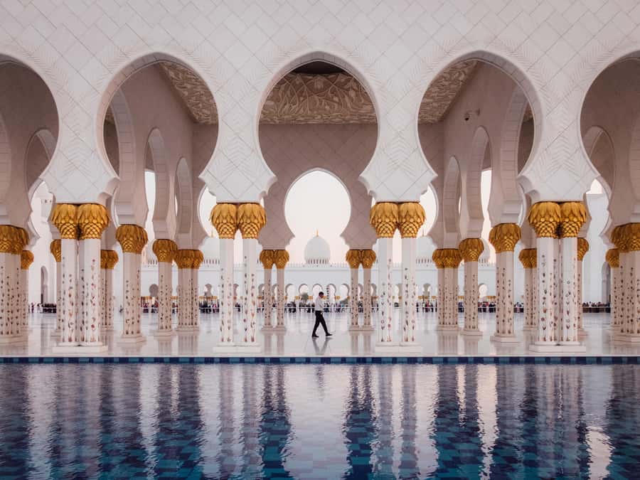 Abu Dhabi City Tour with Qasr Al Watan - Corniche and skyline passes, plus Emirates Palace views