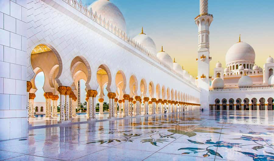 Abu Dhabi: City Tour with Sheikh Zayed Grand Mosque and More - Corniche pass-by: use the window time well