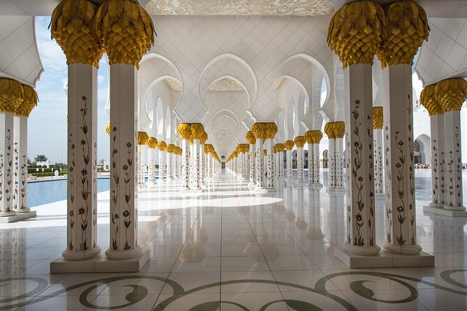 Abu Dhabi Day Tour with Qasr al Watan - Qasr al Watan: Governance, Knowledge, and Craftsmanship in a Contemporary Setting
