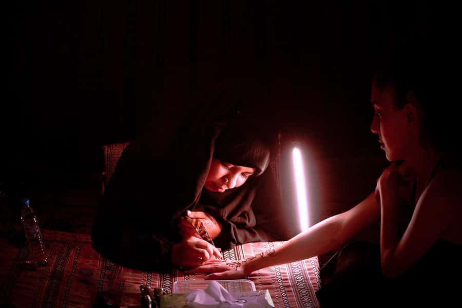 Abu Dhabi: Desert Safari with BBQ, Belly & Tannura Dance - Belly Dance, Tanoura, and Fire Show Under the Stars