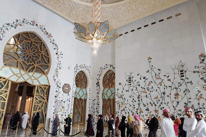 Abu Dhabi Full Day City with Grand Mosque Visit , Ferrari World Stop - Timing, transportation, and group size on an 8-hour schedule