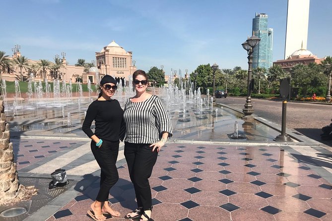Abu Dhabi Full Day City with Grand Mosque Visit , Ferrari World Stop - Sheikh Zayed Grand Mosque: plan your time and your clothes