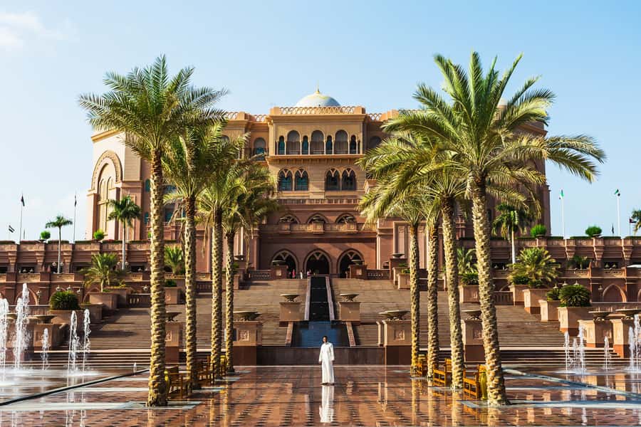 Abu Dhabi Full-Day Tour from Dubai - Spanish-Speaking Guide - Heritage Village: crafts you can actually slow down for