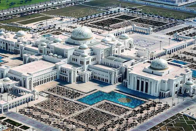 Abu Dhabi Golden Hour Gems Qasr Al Watan and Mosque Sunset Tour - Transport, pickup, and why the vehicle comfort matters