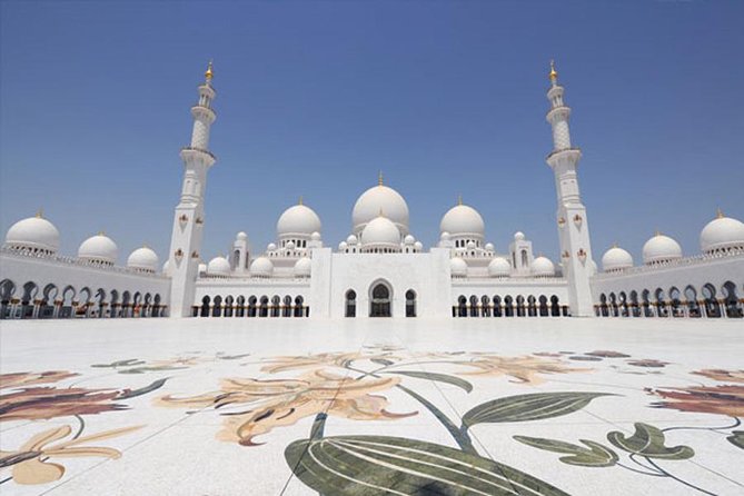 Abu Dhabi Grand Mosque and Heritage Village Day Trip from Dubai - Union Square and the Corniche drive: quick UAE symbolism and waterfront views