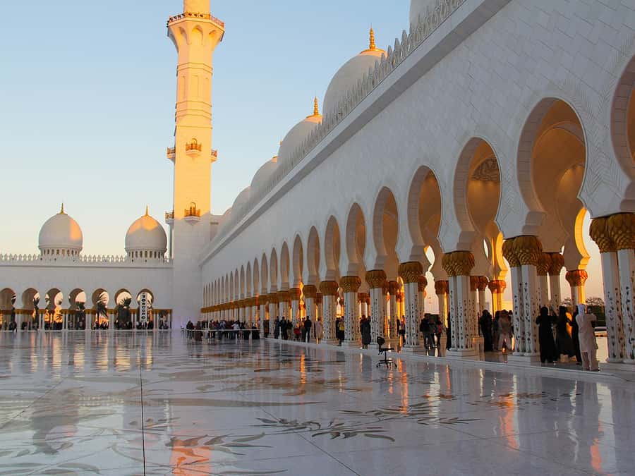 Abu Dhabi: Grand Mosque and Qasr Al Watan Tour - Price and value: what $64 gets you, and what you still need to plan