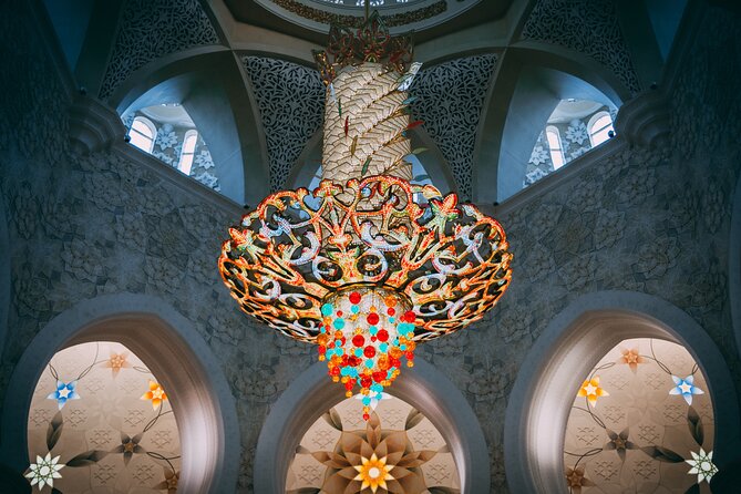Abu Dhabi Grand Mosque Tour With Louvre Museum Tickets - Sheikh Zayed Grand Mosque: scale, craftsmanship, and a guided approach