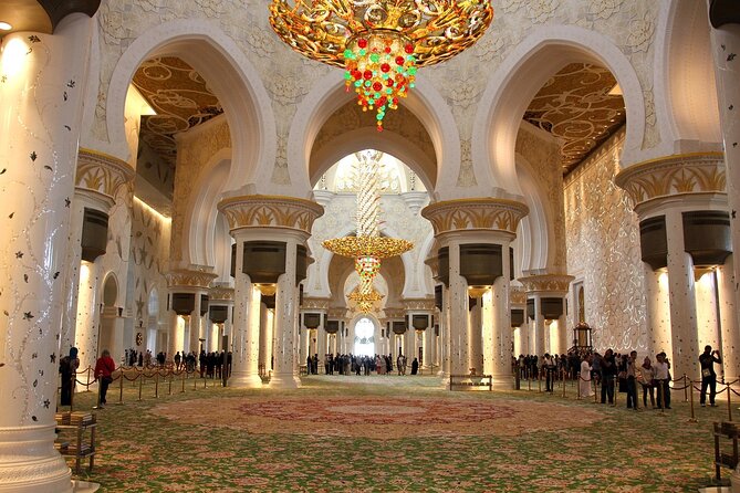 Abu Dhabi Guided City Tour - Heritage Village and Abu Dhabi Date Market, Where Shopping Feels Intentional