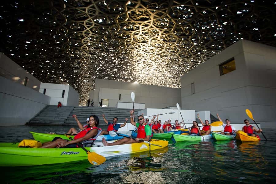 Abu Dhabi: Guided Kayak Tour around Louvre - The architecture lesson you’ll actually remember