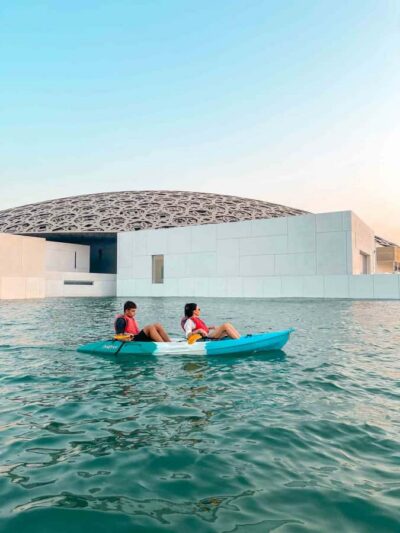Guided Kayak Tour around Louvre