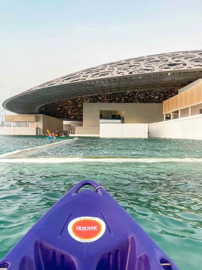 Abu Dhabi: Guided Kayak Tour around Louvre - Getting wet, staying comfortable, and packing like a local