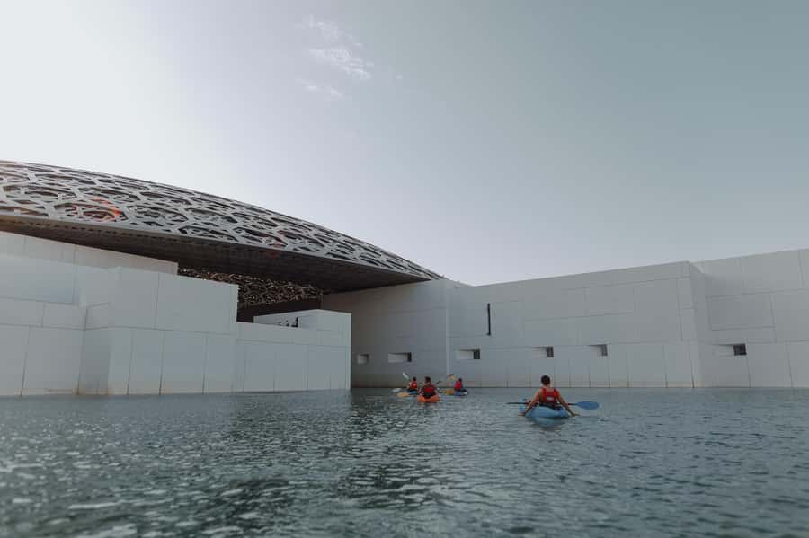 Abu Dhabi: Guided Kayak Tour around Louvre - Price and value: is $34 worth it?