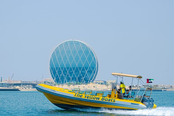 Abu Dhabi Guided Sightseeing Boat Tours - The guides onboard: live facts and friendly energy