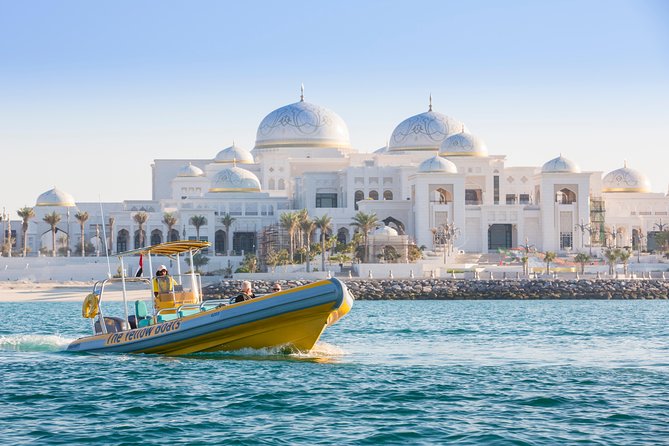 Abu Dhabi Guided Sightseeing Boat Tours - Picking your route: Corniche speed or Yas Island vibes