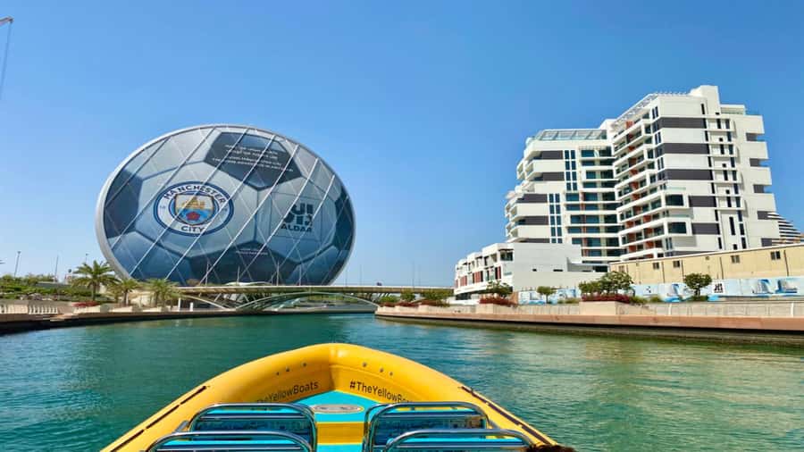 Abu Dhabi: Guided Speedboat Sightseeing Tour - Yas Bay Waterfront and Yas Island: the coast as a theme park brochure