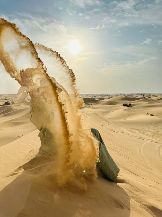 Abu Dhabi: Magical 4x4 Desert Tour with BBQ & Sandboarding - What to Bring, What Not to Bring, and How to Avoid Common Headaches
