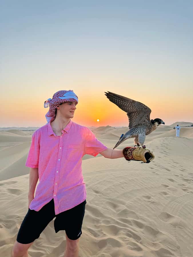 Abu Dhabi: Magical 4x4 Desert Tour with BBQ & Sandboarding - Getting From Abu Dhabi to the Desert: Pickup That Actually Helps