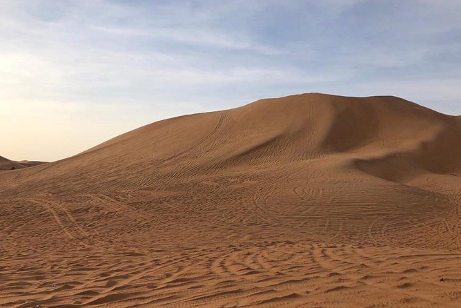Abu Dhabi morning desert safari - Private car - Sandboarding: turning adrenaline into a skill
