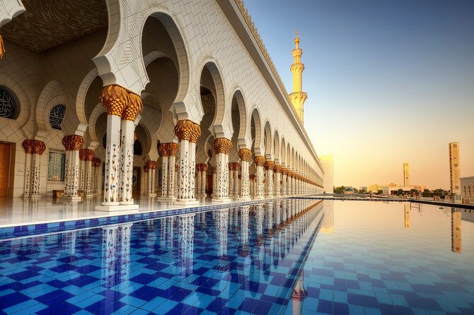 Abu Dhabi Mosque and Louvre Museum with Lunch from Dubai - Louvre Abu Dhabi on the “floating” Yas Island complex
